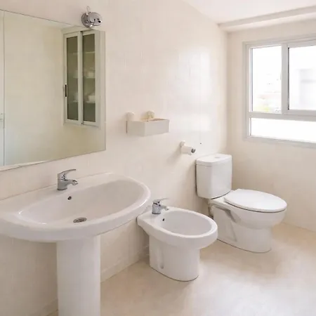 4br 10 Min Walk To San Juan - Pool & Terrace Appartamento